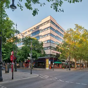 Hollywood Media Am Kurfürstendamm **** Berlin